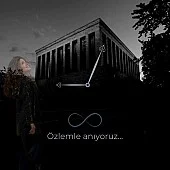 10 Kasım: Gülen Erol’dan Atatürk'e Adanmış Bir Yemin 10 Kasım: Gülen Erol’dan Atatürk'e Adanmış Bir Yemin