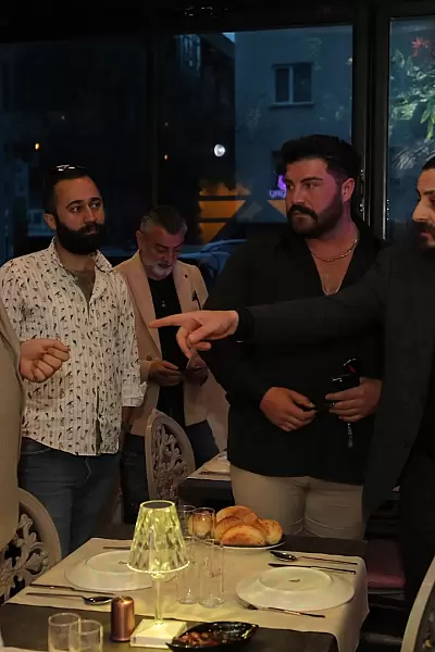 Tuncay Tunçkol & Esra Eren & Serkan Polat & Turgay Kul