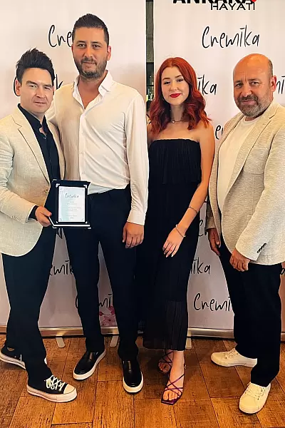 Sertaç Darcan & Hasan Koç & Dilay Gökarslan & Erhan Gökarslan