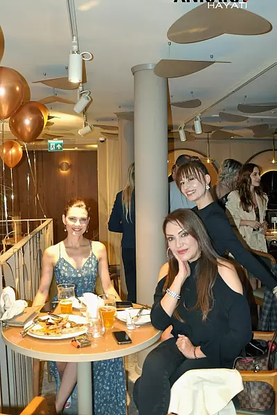 Duygu Çalı & Ayşe Gaye Makiniz & Duygu Yılmaz