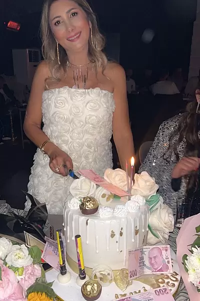 Sadegül Gültekin’in Doğum Günü