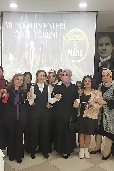 Dünya Kadınlar Birliği'ne 8 Mart'ta Anlamlı Ödül